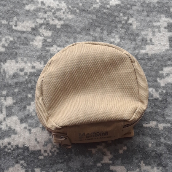 Small Arms Cleaning Pouch - Picture 1 of 3